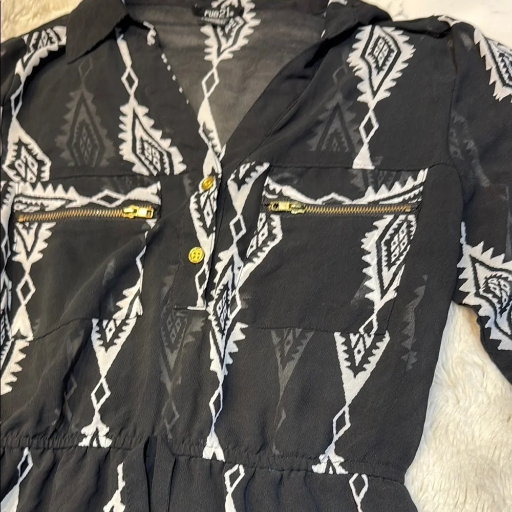 NWOT, rue 21 Black and White Patterned Women's Dress small size